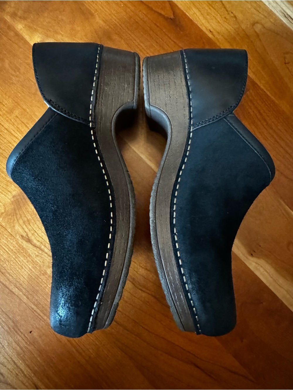 Dansko Brenna Slip-On Clog - Picture 5 of 9
